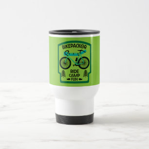 Bikepacker Fisch und Camp große Tasse Kaffee