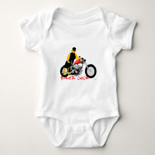 BIKER CHICK sitzt auf ihrem Motorrad Baby Strampler