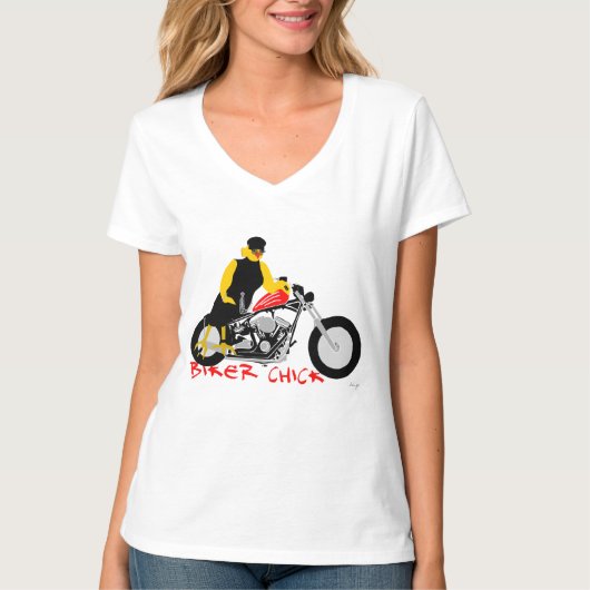 BIKER CHICK sitzt auf ihrem Motorrad T-Shirt (Vorderseite)