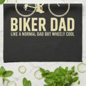 Biker-Vater wie ein normaler Vater Geschirrtuch (Gefaltet)