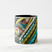 Bikes Artwork Zweifarbige Tasse (Mittel)