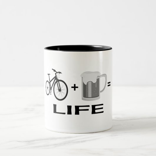 Bikes & Bier! Zweifarbige Tasse (Mittel)