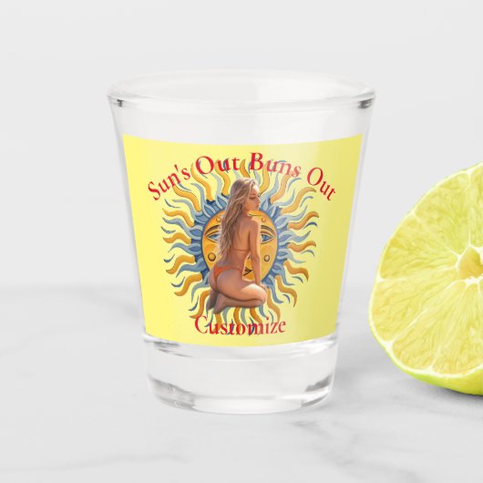 Bikini Beach Girl Thunder_Cove Schnapsglas (Vorderseite)