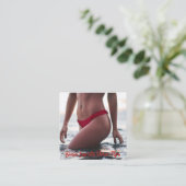 Bikini Belly Barista Kaffee Horizontal Drive-Thru Treuekarte (Stehend Vorderseite)