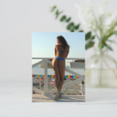 Bikini Girl Foto Postkarte (Stehend Vorderseite)