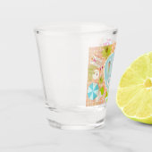 Bikini-Girls und Typ spielen Schwimmbadspiel Schnapsglas (Links)