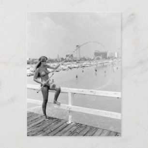 Bikini-Mädchen Angeln  Daytona Beach Florida Postkarte