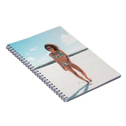 Bikini mit stehendem Sand Notizblock (Rechte Seite)