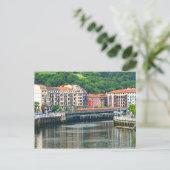 Bilbao. Stadtbild mit Fluss. Postkarte (Stehend Vorderseite)