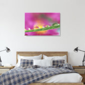 Bild der in Wassertröpfchen gebildeten Aster Leinwanddruck (Insitu (Schlafzimmer))