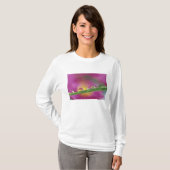 Bild der in Wassertröpfchen gebildeten Aster T-Shirt (Vorne ganz)