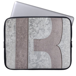 Bilder mit braunem und grauem Buchstaben B Laptopschutzhülle