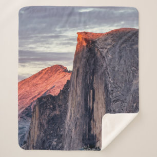 BILDSCHIRM FÜR ROCK UND GRAUEN UNTER GRAUEN SCHLIE SHERPADECKE