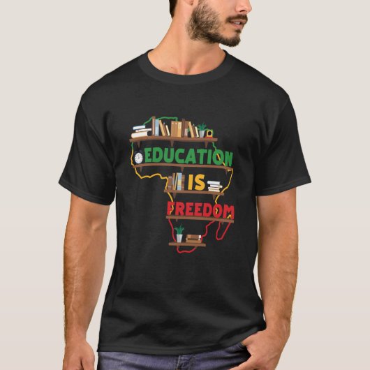 Bildung ist Freedom Map Afrika virtuelle Schwarze T-Shirt (Vorderseite)