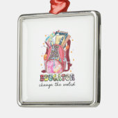 Bildung verändert die Welt Ornament Aus Metall (Links)