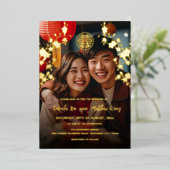 BILINGUAL Foto Red Gold Chinesisch Hochzeit Folieneinladung (Stehend vorne)