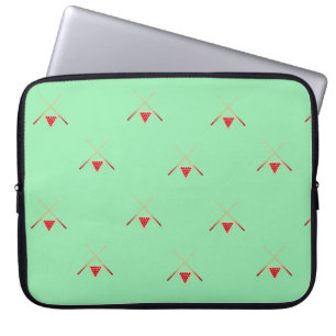 Billardtisch auf Grün Laptopschutzhülle
