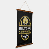 Biltong und Bier Wandteppich Mit Holzrahmen (Gewinkelt)