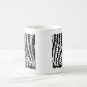 Binary-Code für Schwarz und Weiß Kaffeetasse (Mittel)