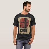 Binary Code Industrial Tech Brutalist Design T-Shirt (Vorne ganz)