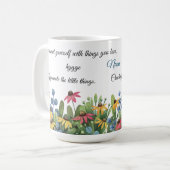 Bindestrich, Name auf farbigen Blume 15oz Kaffeetasse (Vorderseite Links)