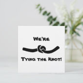 Bindung des Knoten-Verlobungs-Party Einladung (Stehend Vorderseite)