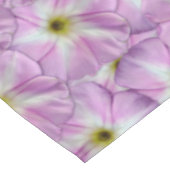 Bindweed Seamless Pattern Tischdecke (Schrägansicht)