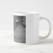 Binturong Jumbo-Tasse (Rechts)