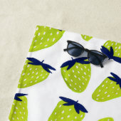 Bio Erdbeeren im Sommer nebgrün Strandtuch (Beispiel)