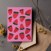 Bio Erdbeeren im Sommer rot auf rosa Untergrund