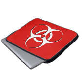 Biogefährdung-Laptop-Hülse - klassischer Knochen, Laptopschutzhülle (Vorne Knopf)