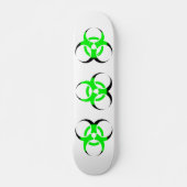 Biologische Biogefährdung Symbol grün und schwarz Skateboard (Vorne)