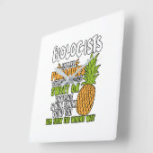 Biologists Are Like Pineapples. Quadratische Wanduhr (Winkel)