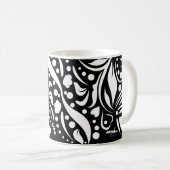 Biozid Black Tasse von Dichterin Adiela Akoo (VorderseiteRechts)