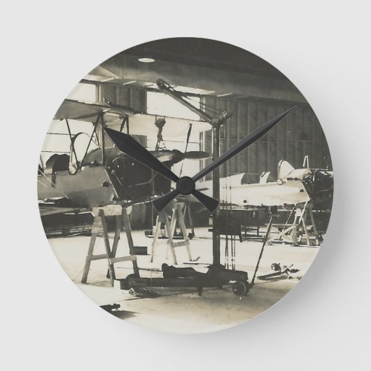 Biplane-Trainer 1941 Runde Wanduhr (Vorderseite)