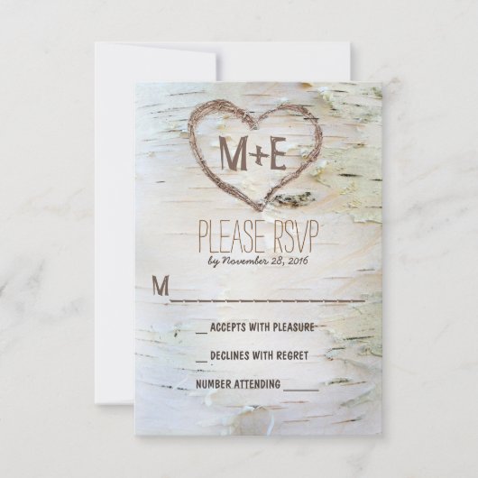 Birch tree heart initials rustikale Hochzeit RSVP  Karte (Vorderseite)