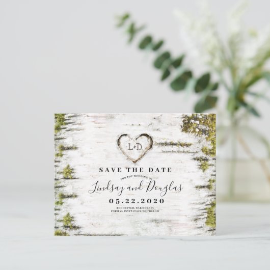 Birch Tree Herz rustikal Save the Date Ankündigungspostkarte (Stehend Vorderseite)