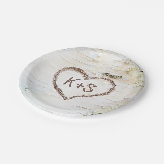 Birch Tree Herz Rustikale Hochzeit Pappteller (Schrägansicht)