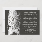 Birch Tree mit Carved Heart Inititials Einladung (Vorderseite)