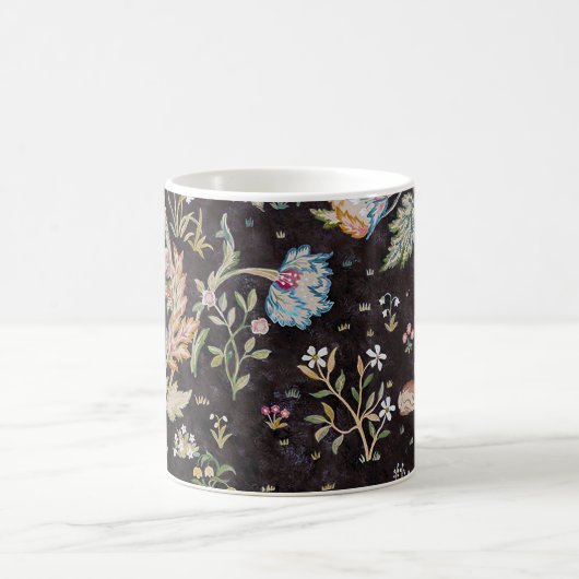 Bird & Rabbit im Blumengarten, William Morris Kaffeetasse (Mittel)