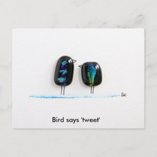 Bird sagt tweet - Spaß liebt Vögel in blauem Glas Postkarte