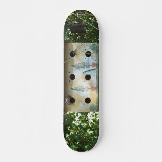 Birdhouse Skateboard (Vorne)