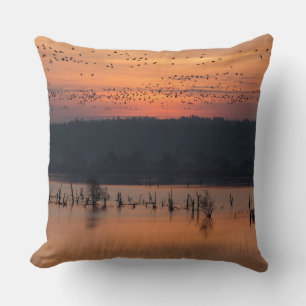 Birds at sunrise kissen