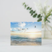 Birds in flight over the ocean postkarte (Stehend Vorderseite)