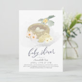 Bird's Nest Floral Girl Baby Shower Einladung (Stehend Vorderseite)