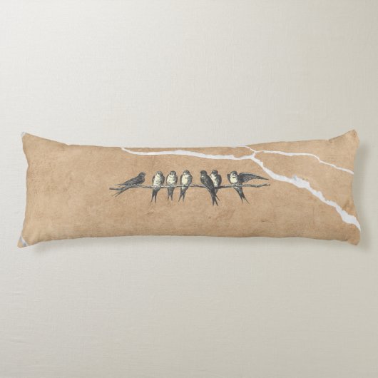 Birds on cracked surface, beige brown and text seitenschläferkissen (Vorderseite)
