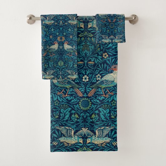 "Birds" von William Morris Blue Pattern Badhandtuch Set (Insitu)
