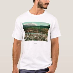 Birdseye Ansicht von Skagway, AlaskaSkagway, AK T-Shirt