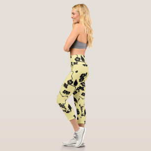 Birnen auf Kirschblüten Schwarz auf Zitronengelben Capri Leggings