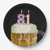 Birthday Beer auf schwarzer Papierplatte Pappteller (Vorderseite)